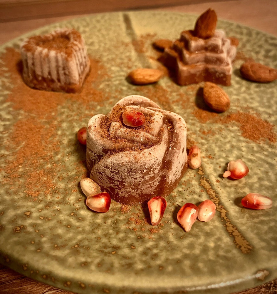 Gesundes Eiskonfekt mit Datteln & Kakao – zum Dahinschmelzen... - Pure Xocolate